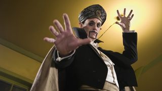 55. Хранители (2009)