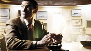 8. Хранители (2009)