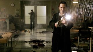 23. Константин: Повелитель тьмы (2005)