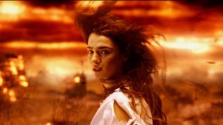 69. Константин: Повелитель тьмы (2005)