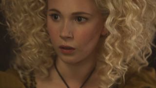 64. Малефисента (2014)