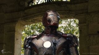 44. Железный человек 3 (2013)