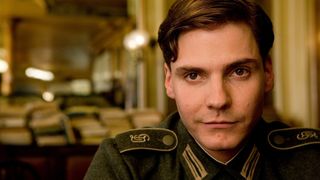 81. Бесславные ублюдки (2009)