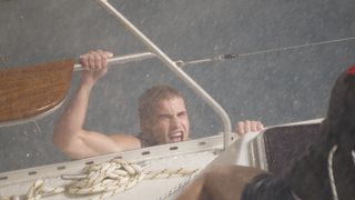 10. Треугольник (2009)