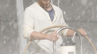 24. Треугольник (2009)