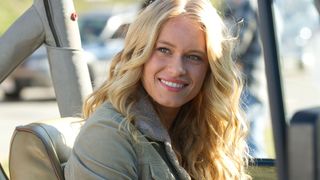 11. Покорители волн (2012)