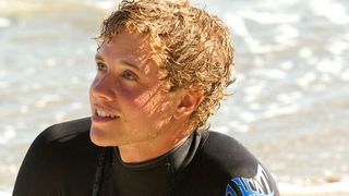 23. Покорители волн (2012)