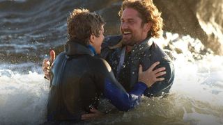 27. Покорители волн (2012)