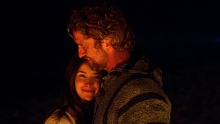 38. Покорители волн (2012)