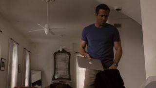 16. Вне/себя (2015)