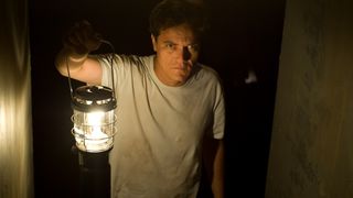 102. Укрытие (2011)