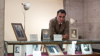 2. Мастер (2012)