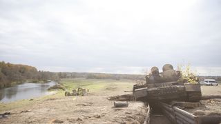 98. Единичка (2015)