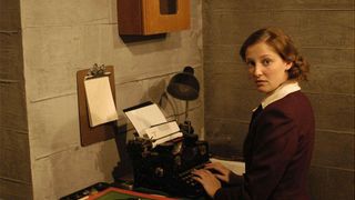 6. Бункер (2004)
