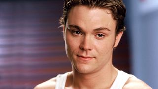 14. Спеши любить (2002)