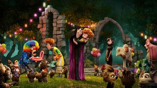 24. Монстры на каникулах 2 (2015)