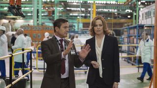 2. Робот по имени Чаппи (2015)