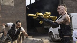 4. Робот по имени Чаппи (2015)