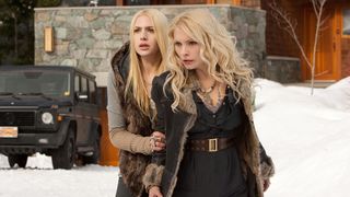 33. Сумерки. Сага. Рассвет: Часть 2 (2012)