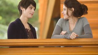 42. Сумерки. Сага. Рассвет: Часть 2 (2012)