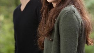 67. Сумерки. Сага. Рассвет: Часть 2 (2012)