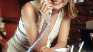 32. Телефонная будка (2002)