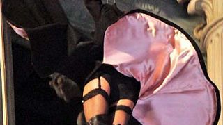 64. Мистер и миссис Смит (2005)