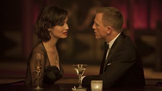 16. 007: Координаты «Скайфолл» (2012)