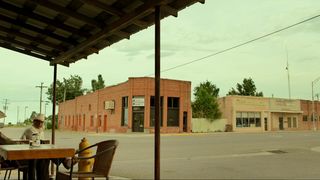 22. Любой ценой (2016)