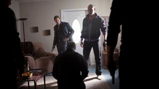 80. Защитник (2012)