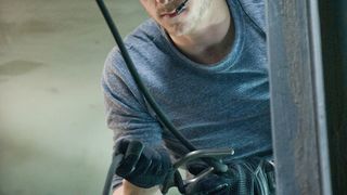 72. На грани (2012)