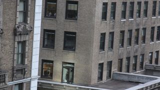 73. На грани (2012)