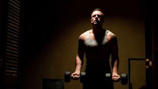 43. Город воров (2010)