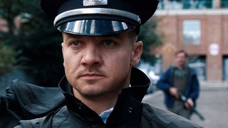 45. Город воров (2010)