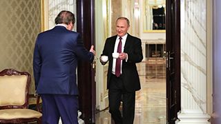 64. Интервью с Путиным (2017)