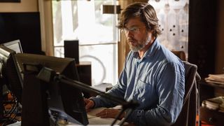 2. Игра на понижение (2015)