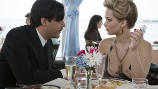 15. Афера по-американски (2013)