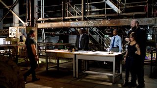 99. Неудержимый (2012)