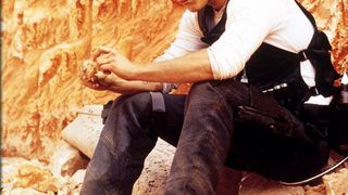 63. Чёрная дыра (1999)