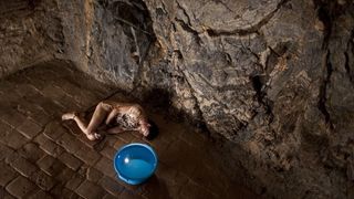 36. Кожа, в которой я живу (2011)