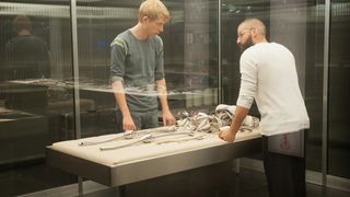 3. Из машины (2014)