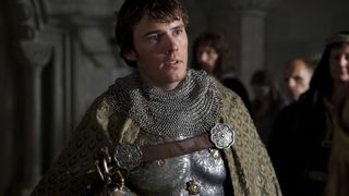 10. Столпы Земли (2010)