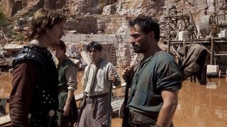 16. Столпы Земли (2010)