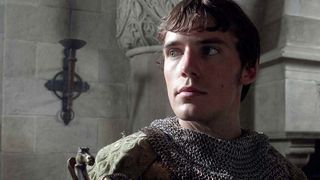 35. Столпы Земли (2010)