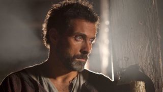 63. Столпы Земли (2010)