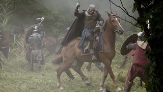 69. Столпы Земли (2010)