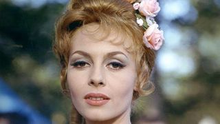 30. Анжелика и король (1965)