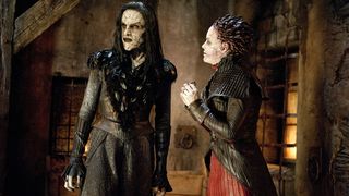 24. Охотники на ведьм (2012)