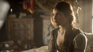 38. Охотники на ведьм (2012)