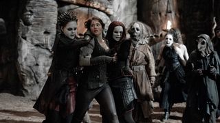 6. Охотники на ведьм (2012)